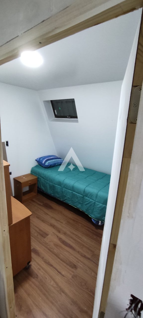 Casas para 7-9-14 y 23 personas en puertas del mar a 5 minutos del faro en automóvil