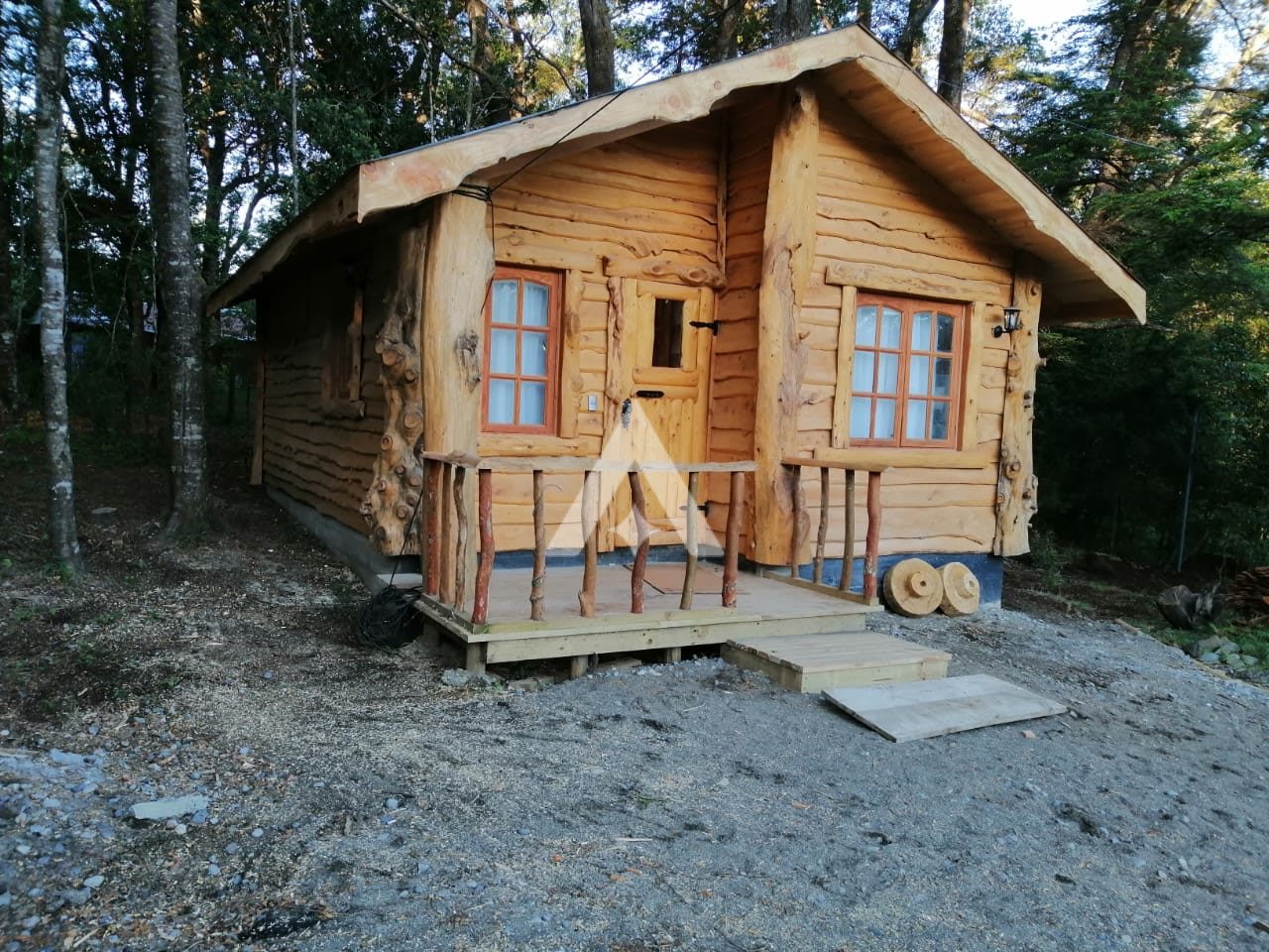 Cabaña de los Duendes en Hermosa Granja a orillas del Río Liucura Pucon