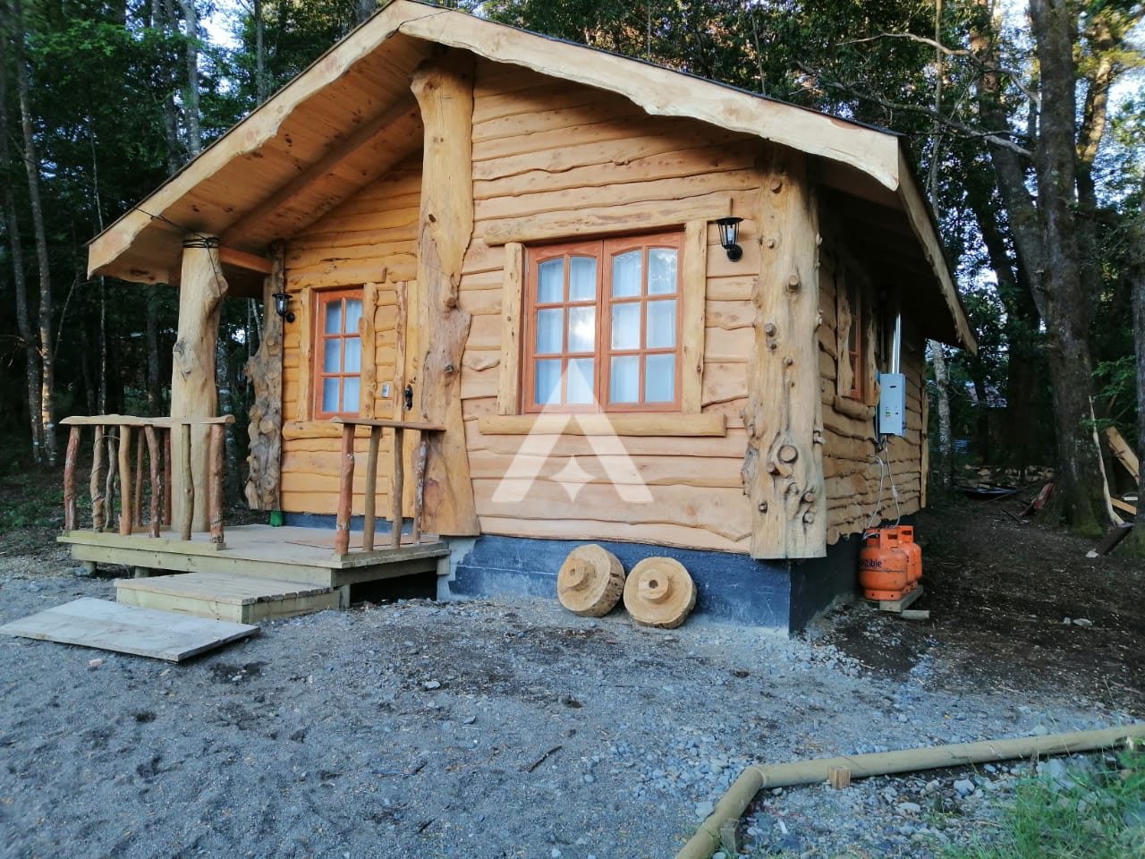 Cabaña de los Duendes en Hermosa Granja a orillas del Río Liucura Pucon