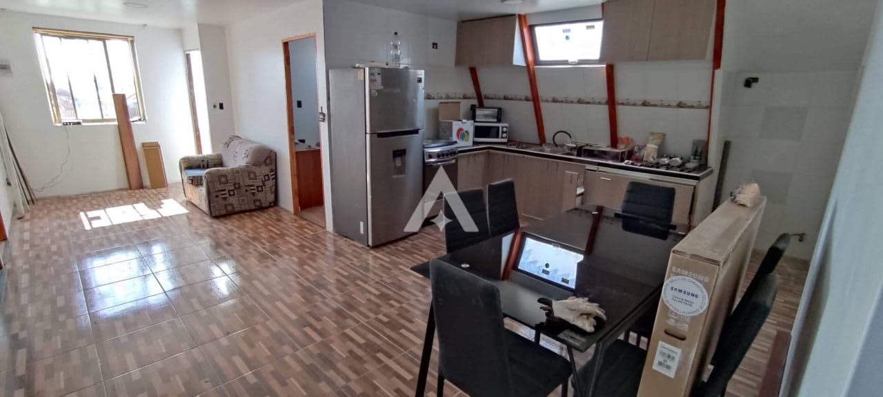 Casas para 7-9-14 y 23 personas en puertas del mar a 5 minutos del faro en automóvil