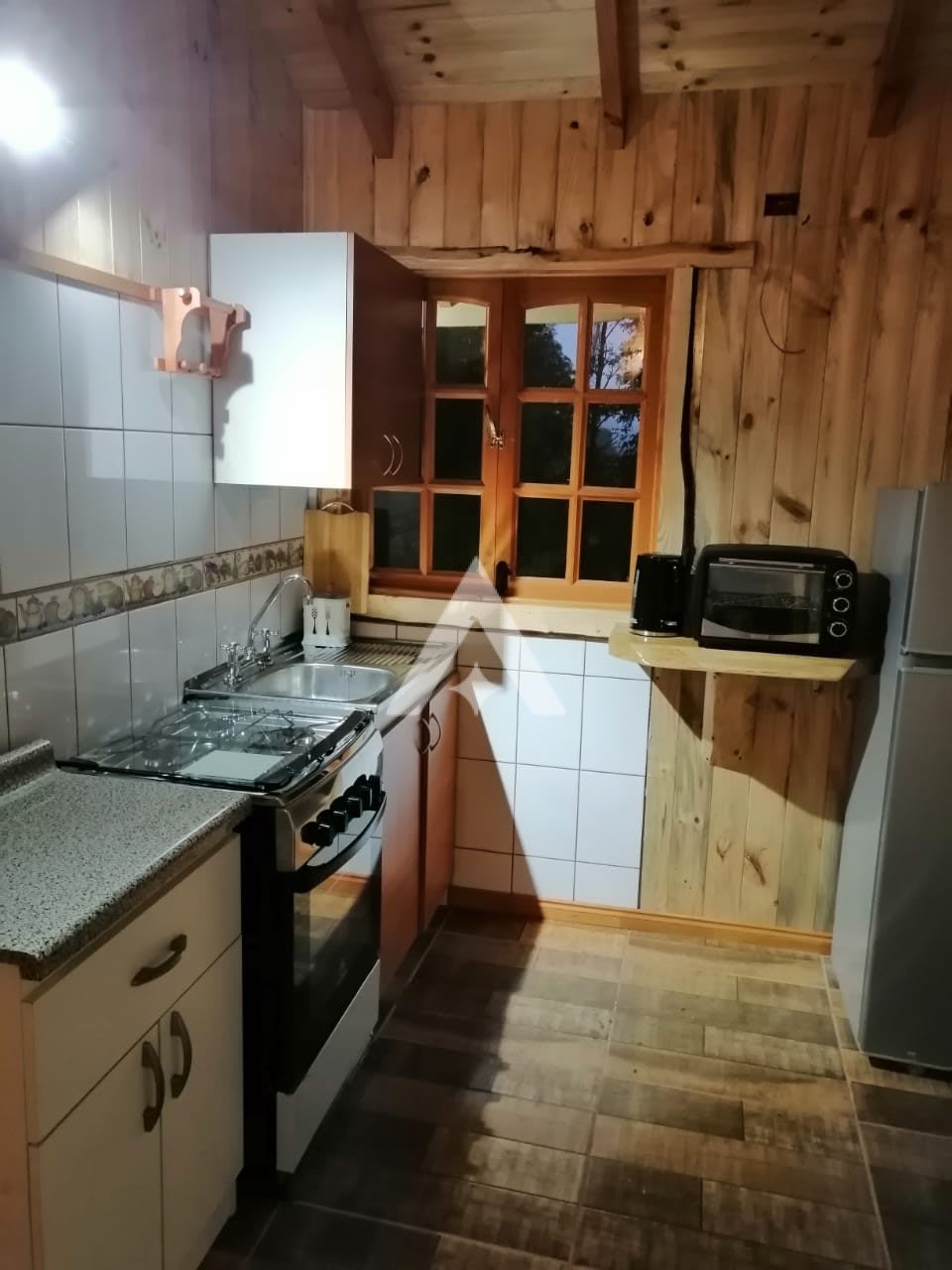 Cabaña de los Duendes en Hermosa Granja a orillas del Río Liucura Pucon