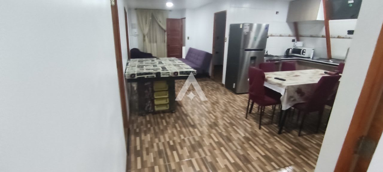Casas para 7-9-14 y 23 personas en puertas del mar a 5 minutos del faro en automóvil